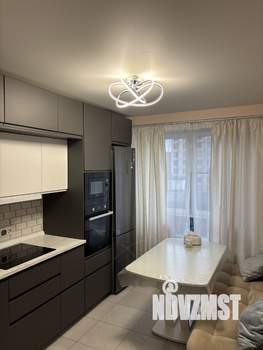 1-к квартира, вторичка, 34м2, 7/25 этаж
