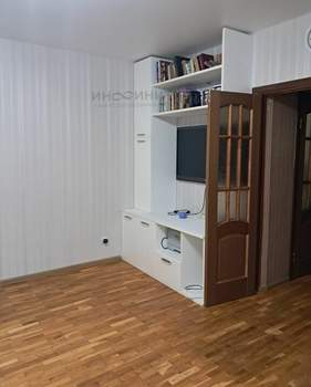 2-к квартира, вторичка, 64м2, 1/7 этаж