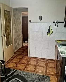 2-к квартира, вторичка, 45м2, 1/9 этаж