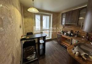 3-к квартира, вторичка, 69м2, 8/17 этаж