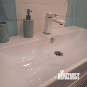 2-к квартира, вторичка, 63м2, 8/17 этаж