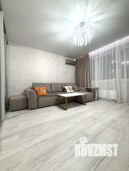 2-к квартира, вторичка, 60м2, 14/21 этаж